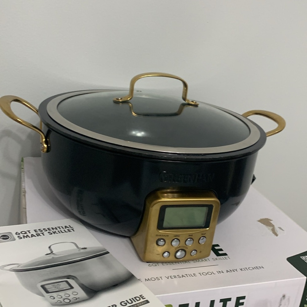 GREENPAN 6Qt Elite Ceramic Nonstick Smart Skillet - Picture 3 of 6